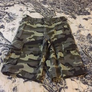Like NEW Old Navy Cargo Shorts